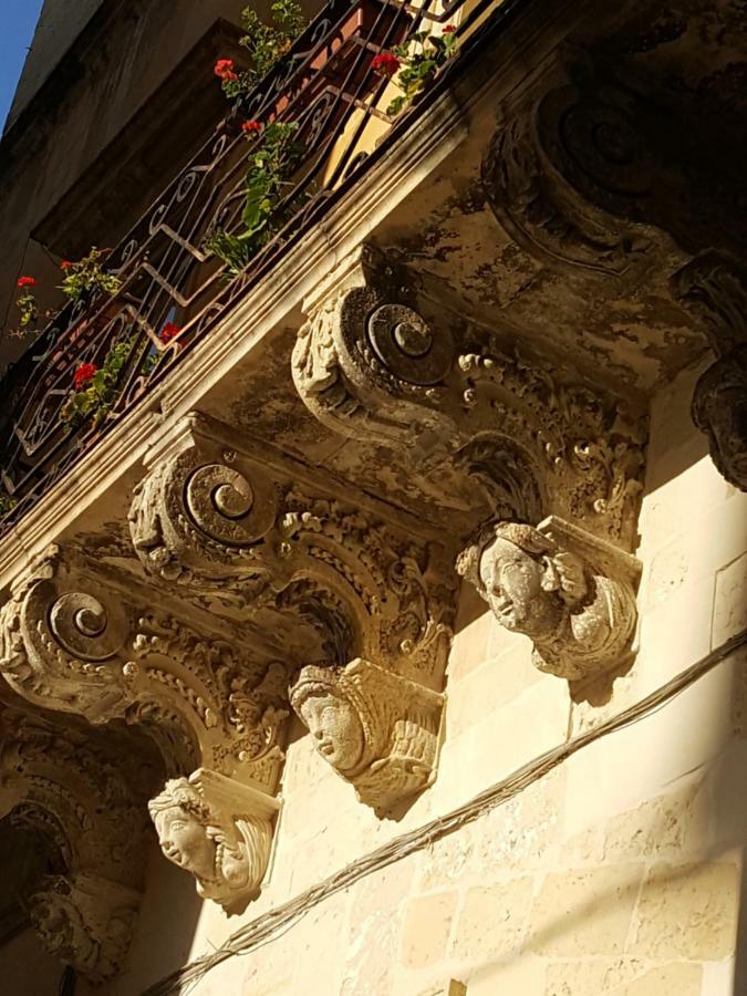 Dimora Petra Apartment Lecce Exterior foto